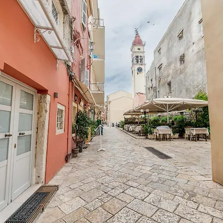 Saint's Alley Tatil Evi *