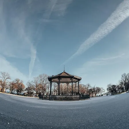 Saint's Alley Dom wakacyjny Corfu (city)